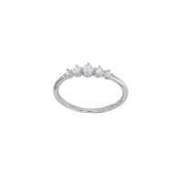 Bague 5 oxydes sertis 4 griffes argent 925/1000 platiné