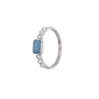 Bague Acier cristaux blancs et pierre synthétique couleur aigue-marine