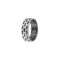 Bague acier noir avec armature ajourée en acier