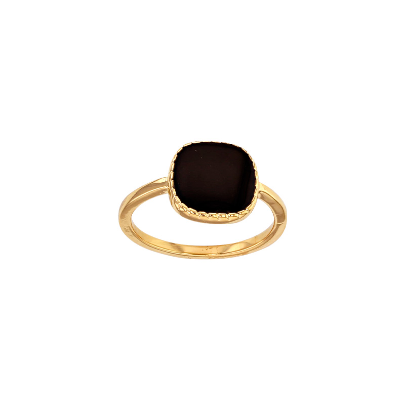 Bague carrée arrondie émail noir, entourage ciselé, Plaqué or