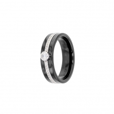 Bague céramique noire encerclée d'oxydes de zirconium et d'un serti clos et Argent 925/1000 rhodié