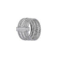 Bague en acier ornée d'une ligne d'oxydes de zirconium