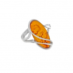Bague en ambre et argent 925/1000, composée d'une belle pierre
