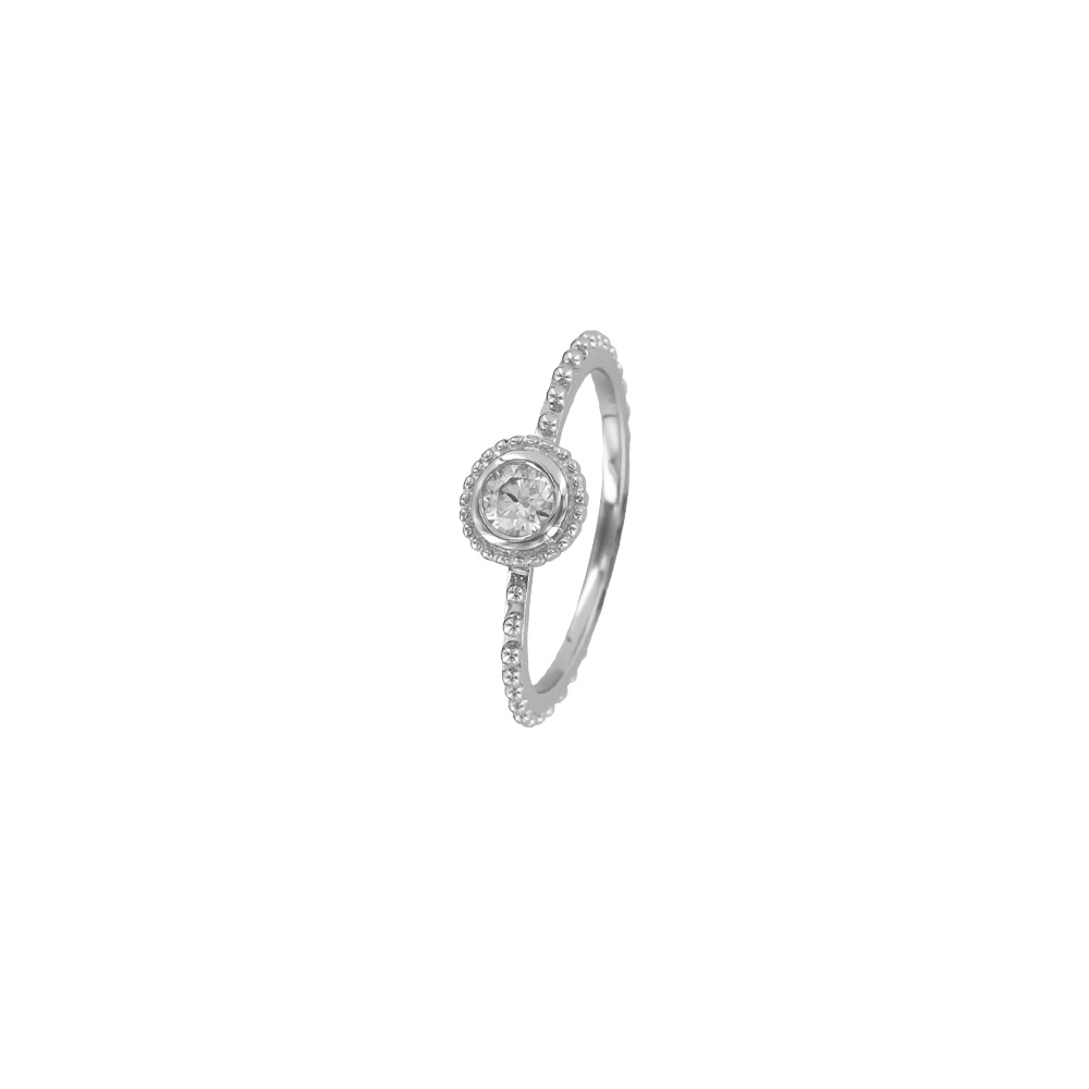 Bague ronde en argent rhodié 925/1000 et micro-pavage d'oxydes de zirconium