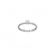 Bague solitaire 3mm épaulés d'oxydes de zirconium Or blanc 750/1000