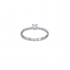 Bague solitaire Or blanc 375/1000 oxyde de zirconium 4mm serti 4 griffes et épaules empiérrées