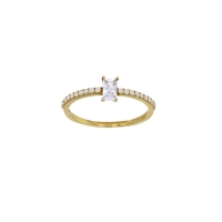 Bague solitaire oxyde taille rectangle serti griffes Or 375/1000