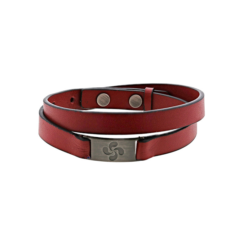 Bracelet double tour plaque Croix Basque acier vieilli, cuir de bovin rouge