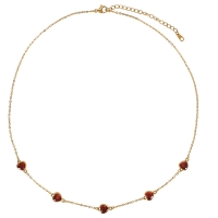 Collier 5 oxyde teinté rouge en forme de coeur, acier doré