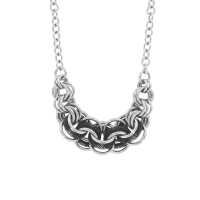 Collier anneaux entrelacés acier et ronds en maille noire