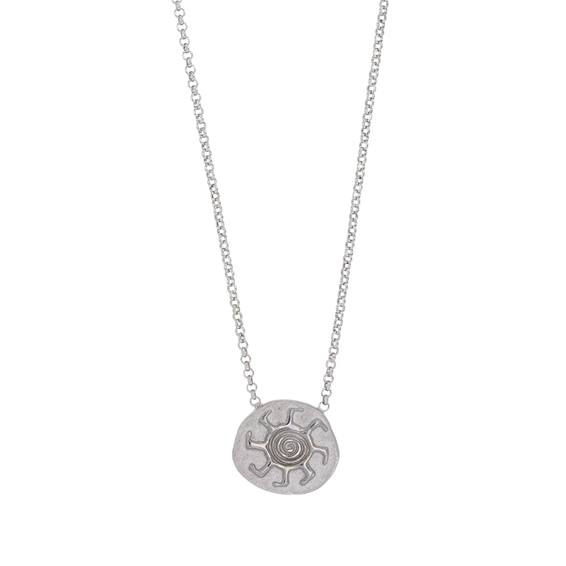 Collier argent 925/1000 avec motif soleil rupestre