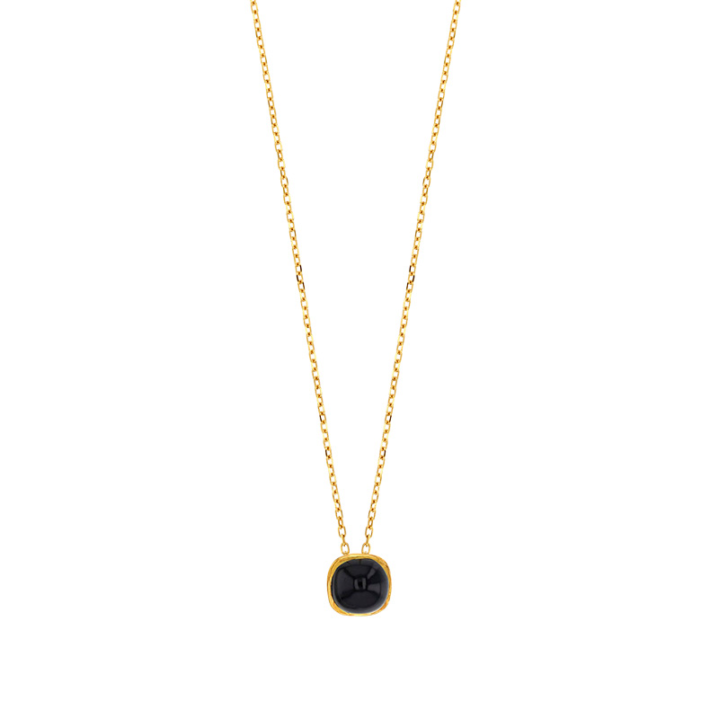 Collier orné d'un Onyx bombé, chaîne fine Or 750/1000