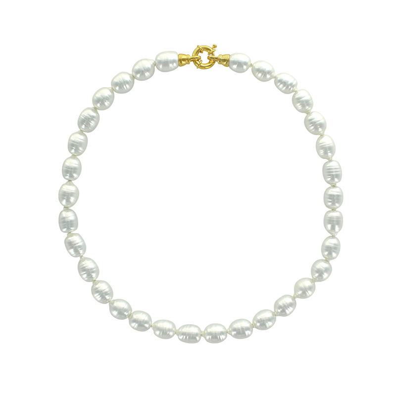 Collier orné de perles de Majorque baroques blanches