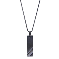Collier rectangle strié en acier bleu foncé