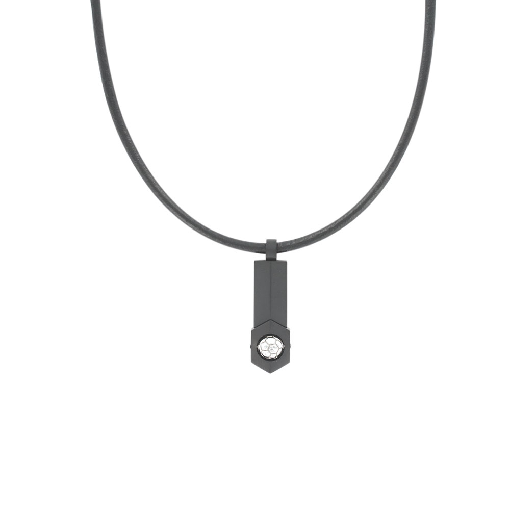 Cordon cuir de bovin avec pendentif ballon de foot en acier