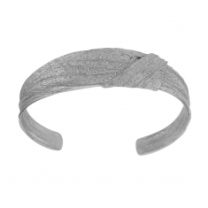Demi-jonc aspect froissé et diamanté, argent 925/1000 rhodié