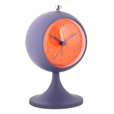 Réveil funky rétro rond en métal violet, avec un cadran orange