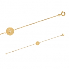 Bracelet rond en plaqué or avec étoile gravée et oxyde de zirconium