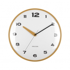 Horloge murale bleue avec grande aiguille assortie