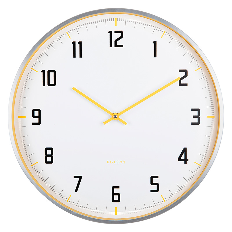 Horloge murale bleue, cadran blanc et aiguilles bleues