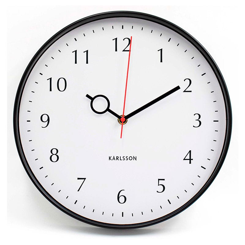 Horloge murale noire, cadran blanc, aiguilles noires