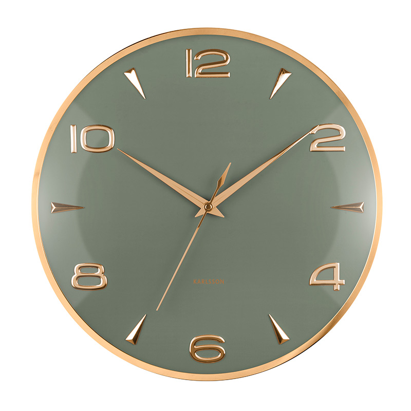 Horloge rétro en métal noir, index et contour dorés