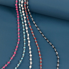 Lot de 5 colliers argent 925/1000 platiné et perles de verre de couleurs