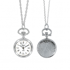 Montre pendentif motif écusson, laiton argenté, 3 aiguilles, index et chiffres romains