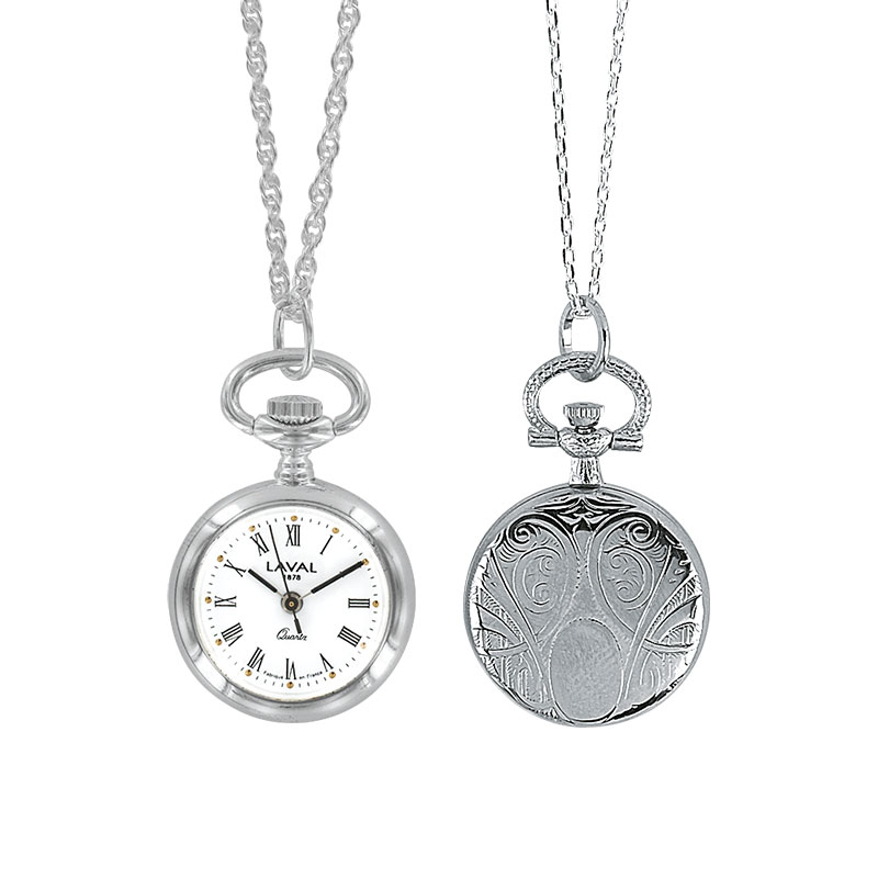 Montre pendentif motif écusson, laiton argenté, 3 aiguilles, index et chiffres romains