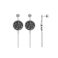Pendantes en acier avec un rond orné de cristaux gris