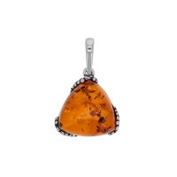 Pendentif triangle en argent 925/1000 veilli et ambre cognac