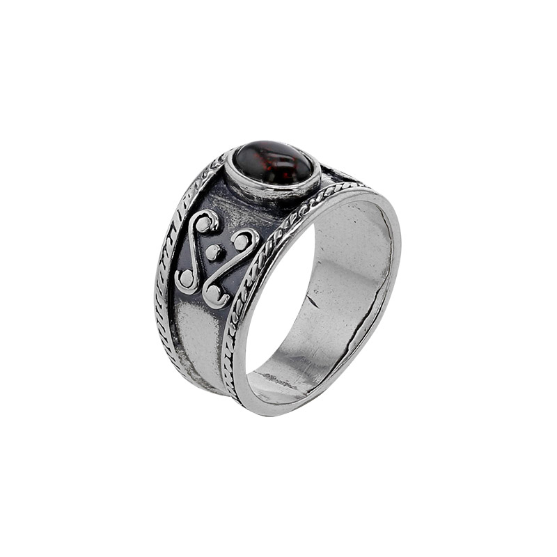 Bague large homme, motif antique ambre cerise ovale en argent 925/1000 vieilli