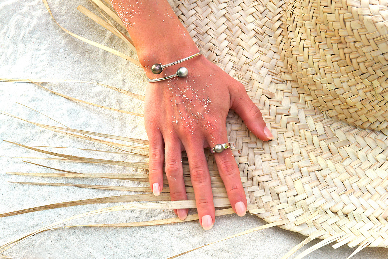 Bague perle de Tahiti de culture avec monture en argent 925/1000 rhodié épaisse