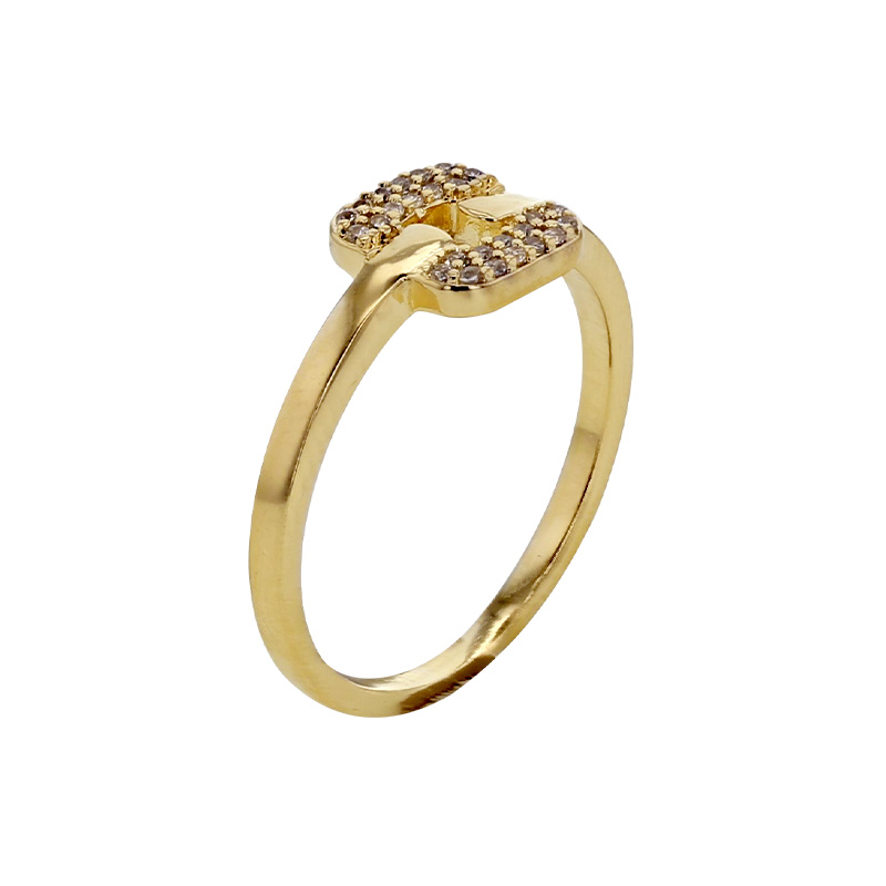 Bague carré ajouré, orné d’oxydes et plaqué or