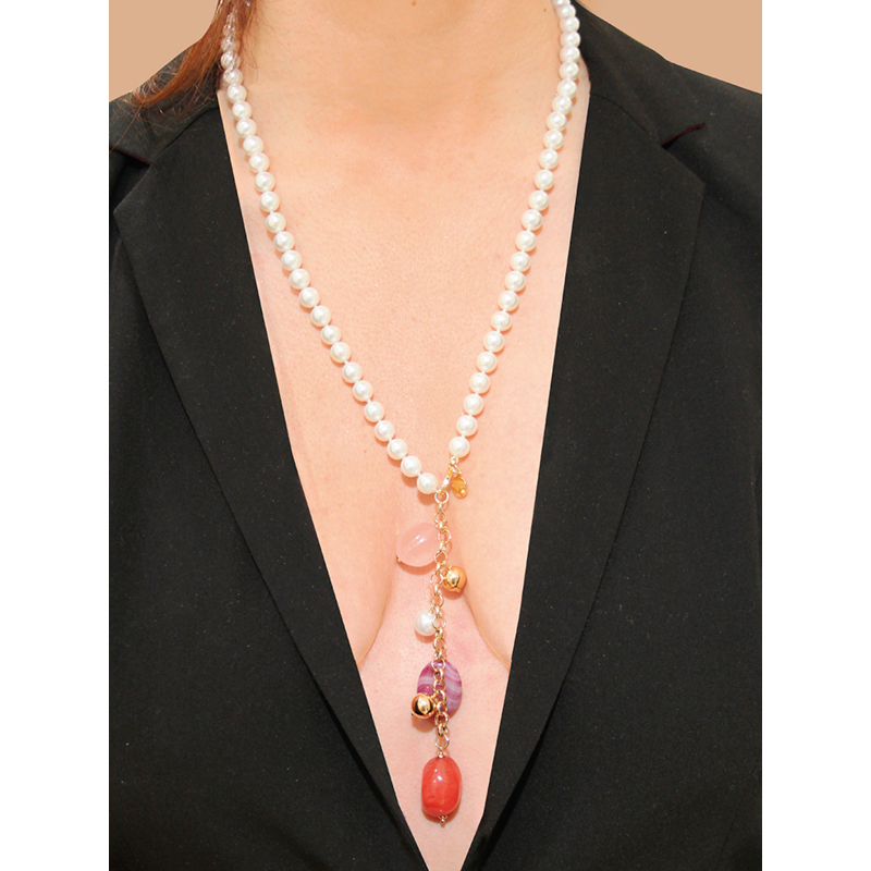 Collier lasso quartz rose, perles en cristal, perles d'imitation blanches et laiton doré
