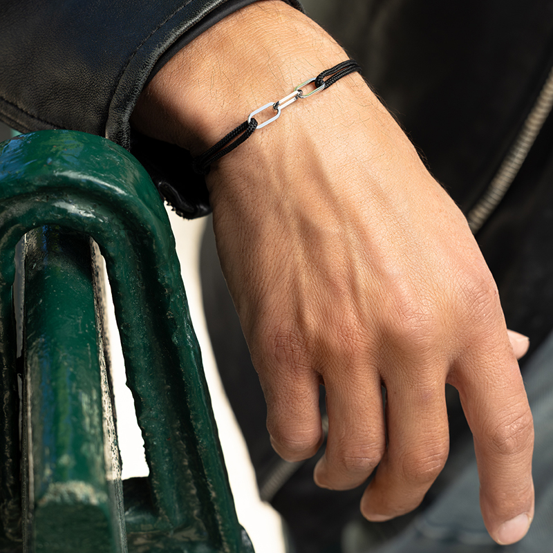 Bracelet réglable cordon noir, anneau Jody en argent 925/1000 rhodié