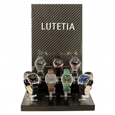 Présentoir montres noir (MDF peint), fond plexi avec visuel LUTETIA, et fentes pour plots