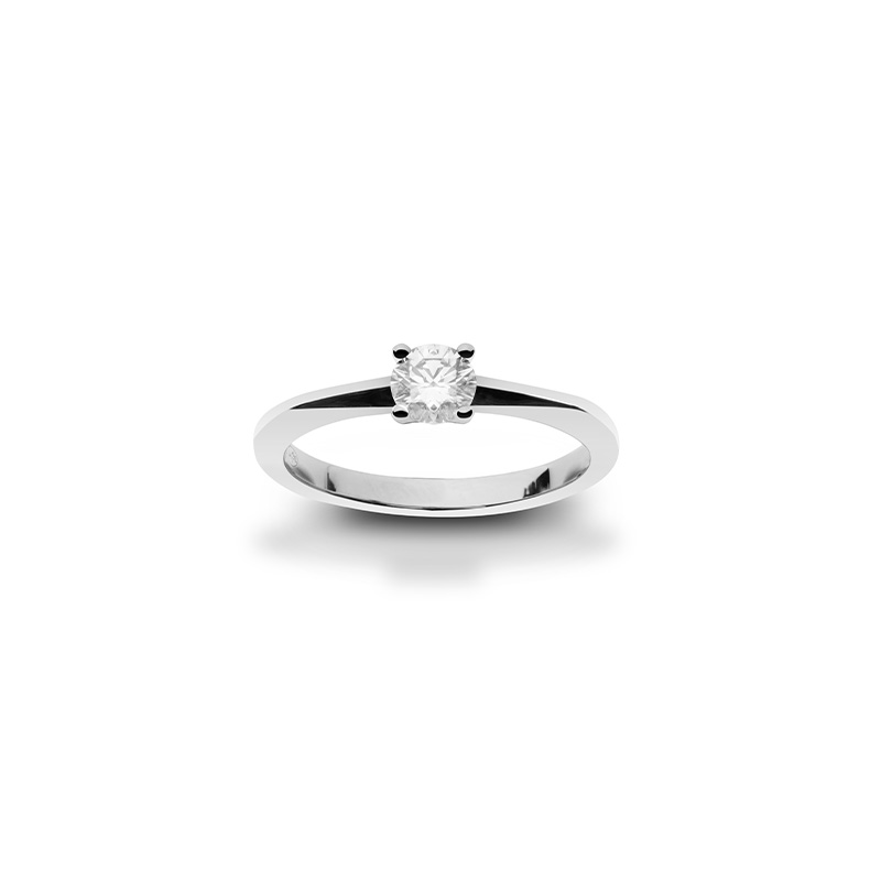 Solitaire diamant synthétique 0,25ct GVS, serti 4 griffes et Or jaune 750/1000