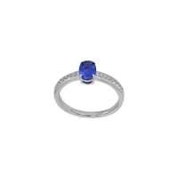 Solitaire oxyde bleu saphir taille ovale, épaulé d'oxydes, argent 925/1000 rhodié